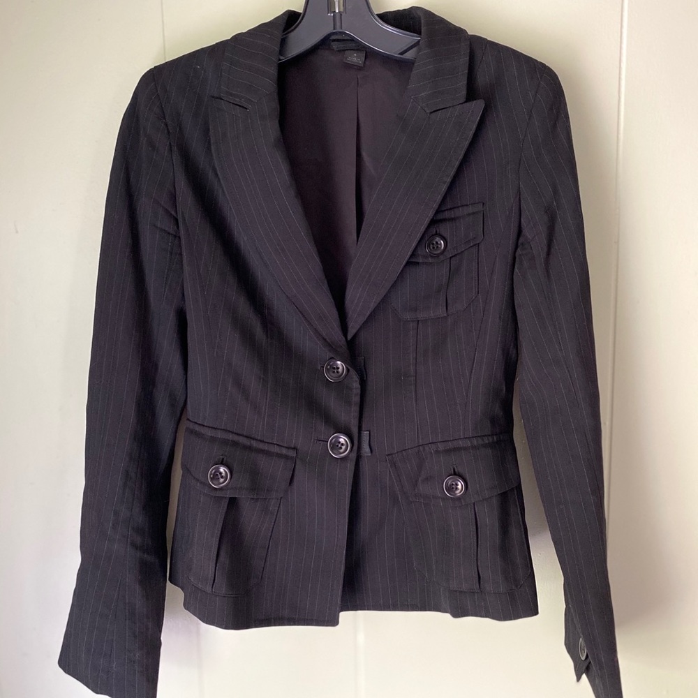 Express Black Blazer Suit Jacket. Size 4 (Small)